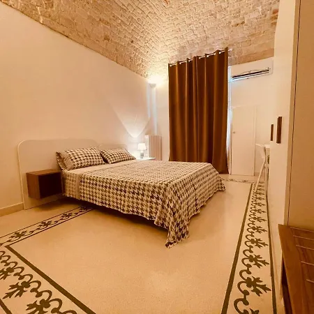Loco43 Bed & Breakfast 3*